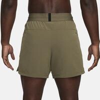 Short Nike Dri-Fit 13 cm, verde